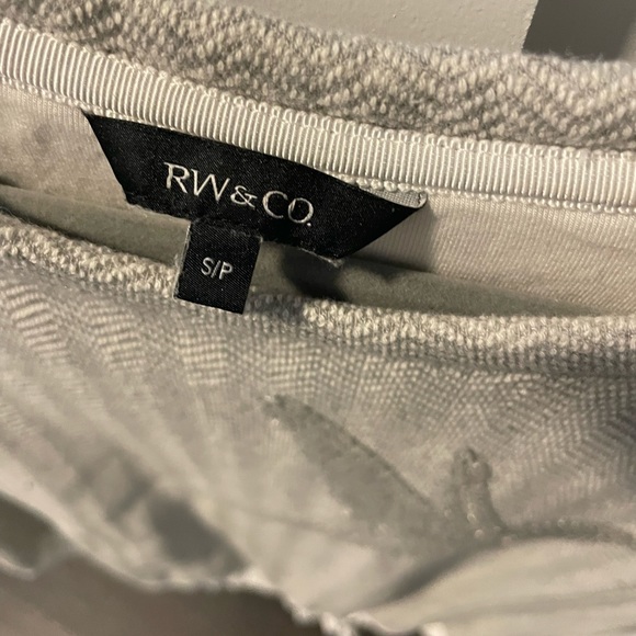 Sweater Blouse - Picture 2 of 4